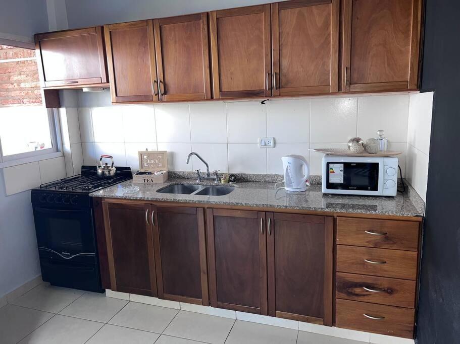 Hermoso Duplex En Barrio Cerrado Посадас Екстериор снимка